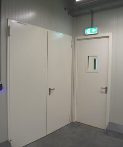 Brandwerende stalen loopdeur